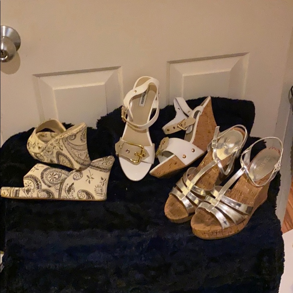 Sandals - Picture 2 of 2